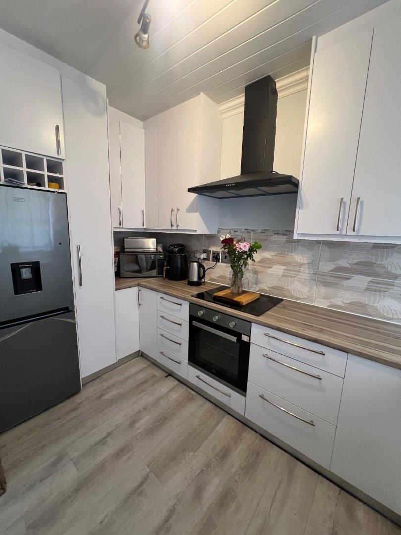 2 Bedroom Property for Sale in Silver Oaks Western Cape